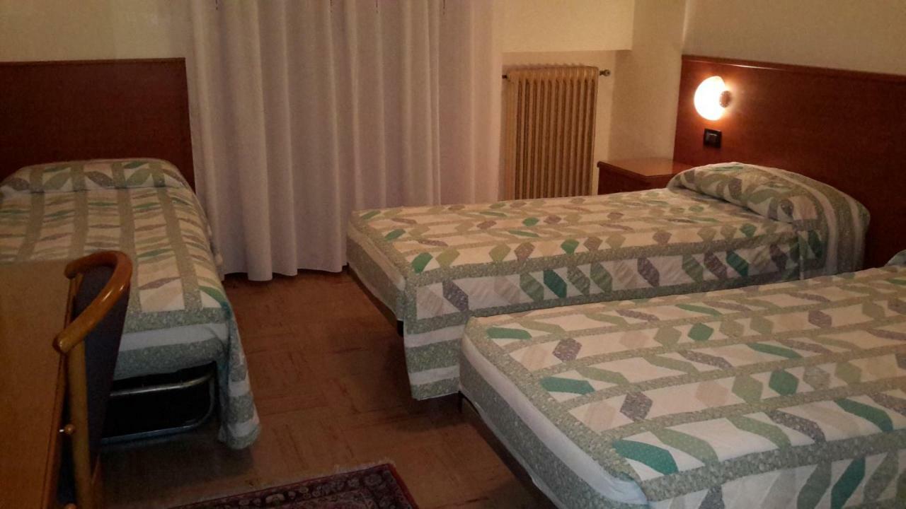 Hotel Sanson Vittorio Veneto Eksteriør billede