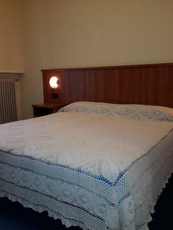 Hotel Sanson Vittorio Veneto Eksteriør billede